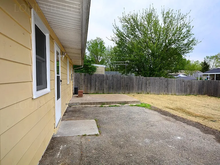 5117 Alba Way — Photo 12