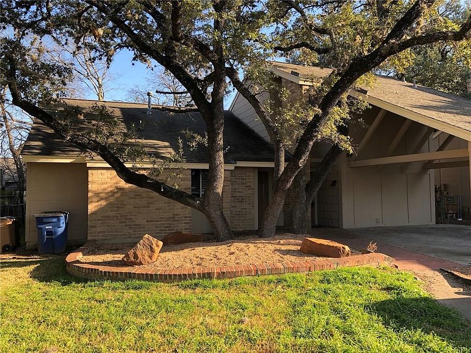 1st image of 6905 Woodhue Dr #B