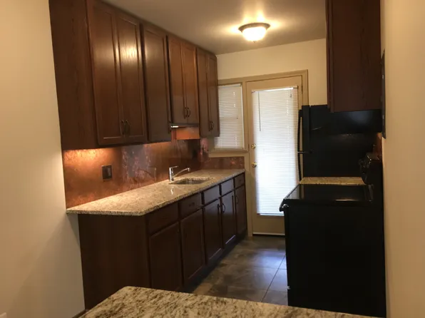 208 Jackson Ave APT D, Schenectady, NY 12304