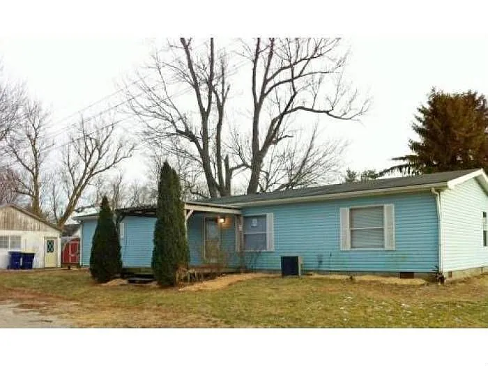 205 N Sherman St photo 1
