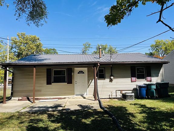 2nd image of 2045 S L St