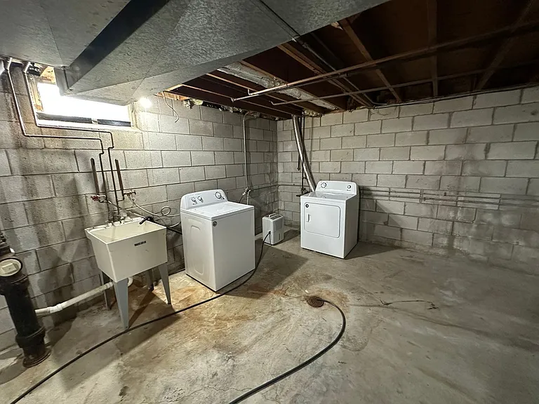 2018-2020 S Grand Ave. (Duplex) — Photo 7