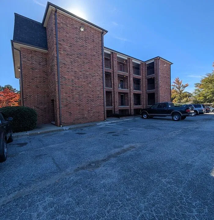 331 9th Avenue Dr NE #10