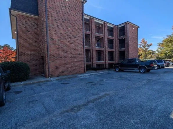 331 9th Avenue Dr NE, Hickory, NC