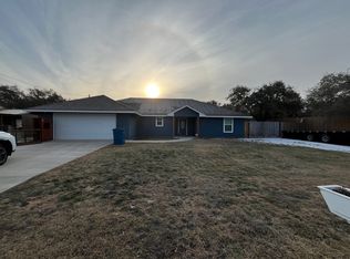 611 Gemini Ct, Granbury, TX 76049