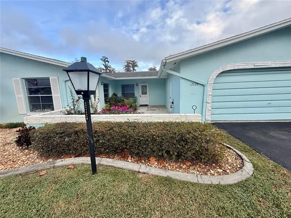 12026 Boynton Ln, New Port Richey, FL 34654