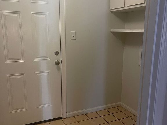 5th image of 133 Seminole Ave