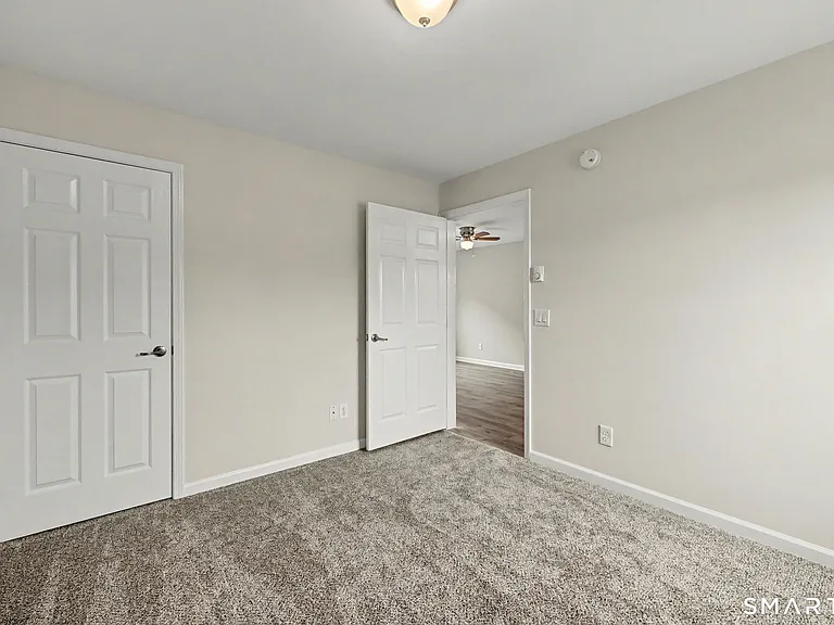 149 S Main St #D — Photo 16