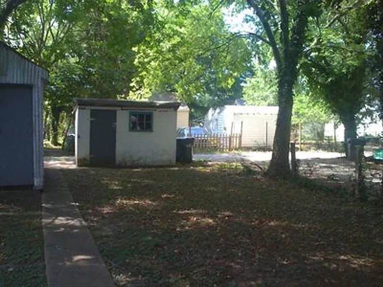 1415 Williamsburg Rd — Photo 16
