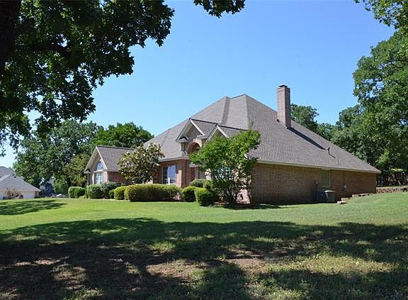 2nd image of 1029 Oakridge Ct