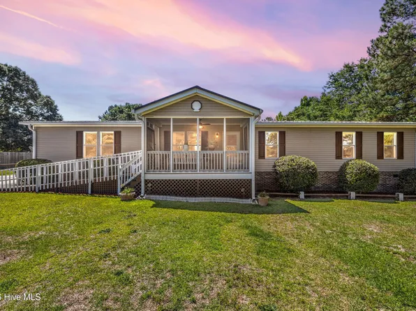 3993 Windtree Court NE, Leland, NC 28451