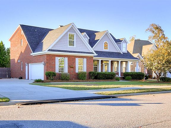 2nd image of 1012 Woody Hill Cir