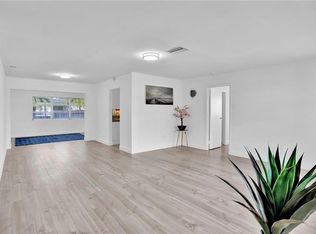 1180 NW 91st Ave, Pembroke Pines, FL 33024