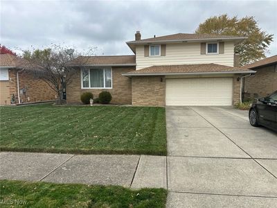 6612 Regency Dr, Parma, OH, 44129