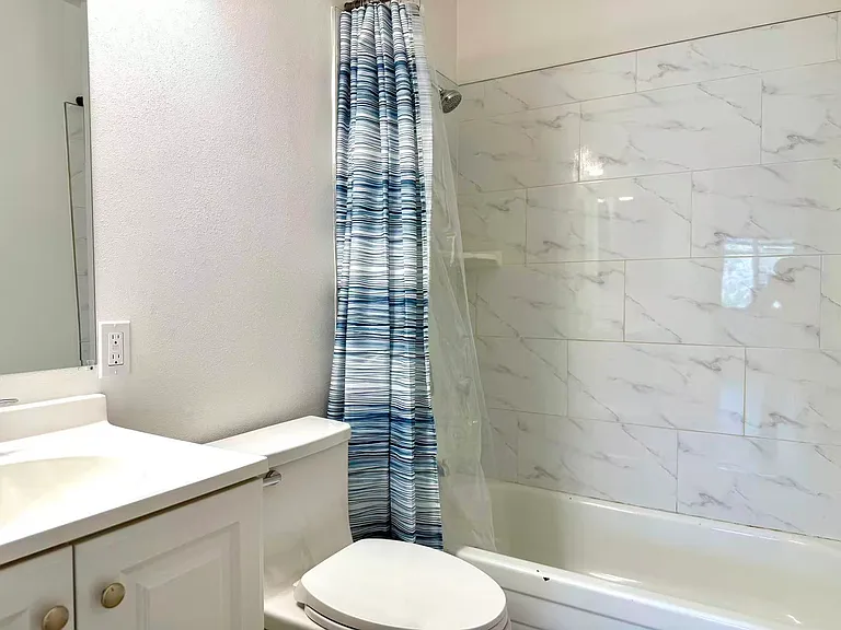 4334.5 Cypress Ave #C — Photo 6
