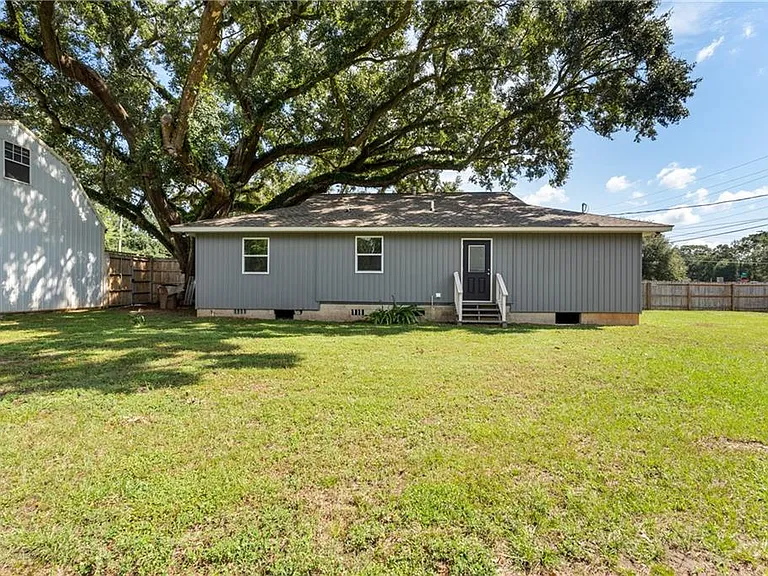 2762 Hillcrest Rd — Photo 19