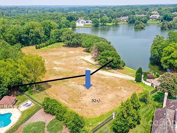 4th image of 8707 Lake Challis Ln