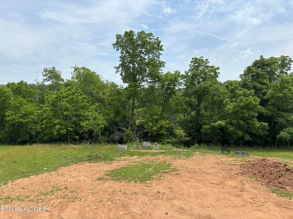 4th image of 330 Roddy Branch Rd