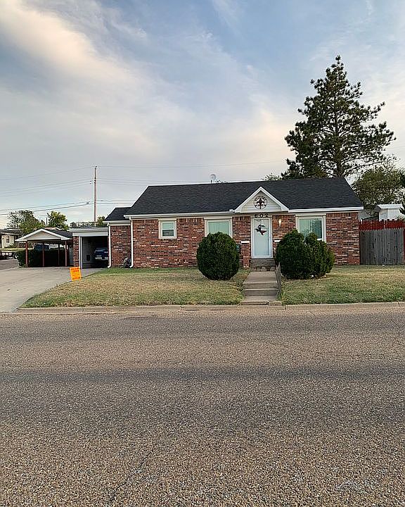 Great curb appeal!