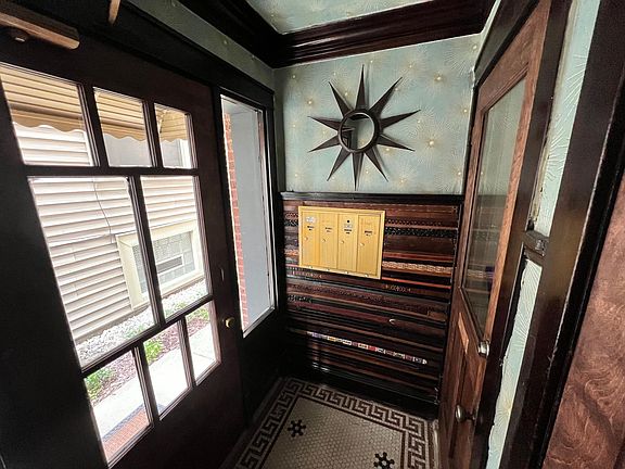 5th image of 3010 W Wilson Ave #0b6af1bf5