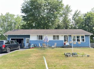 5462 Bear Rd, North Syracuse, NY 13212