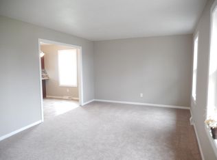 1109 Canterbury Dr, Celina, OH
