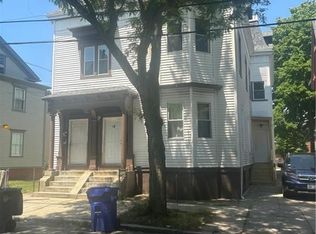 49 Arch St Room 1, Providence, RI 02907