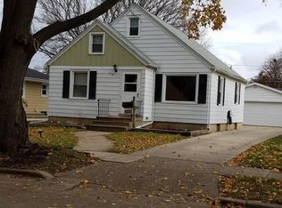 7527 35th Ave, Kenosha, WI 53142