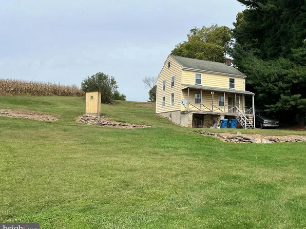 4200 N Sherman Street Ext, Mount Wolf, PA 17347