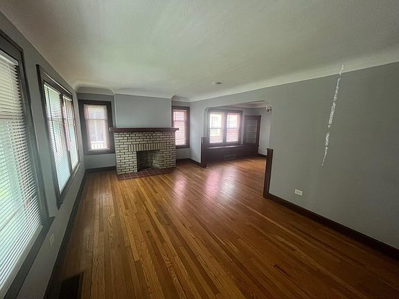 2nd image of 1531 Cohassett Ave