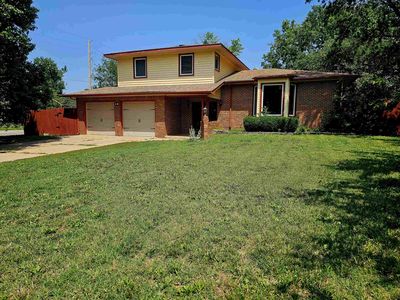 906 S Cooper St, Wichita, KS, 67207