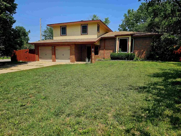906 S Cooper St, Wichita, KS 67207