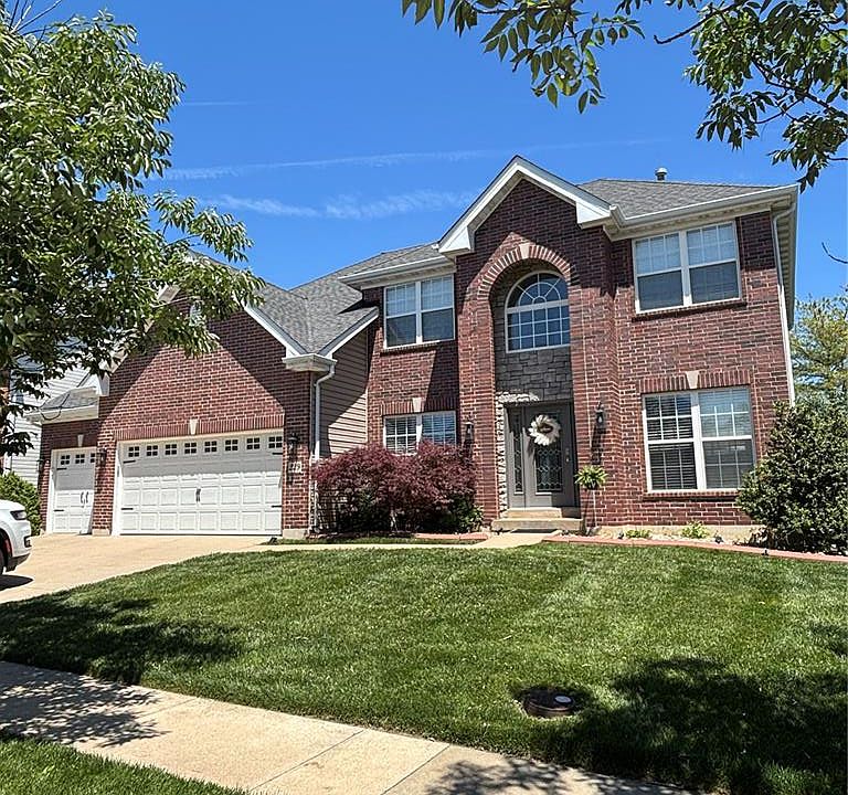 1st image of 229 Fairway Green Dr