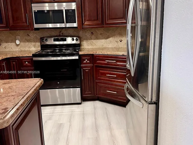 3725 S Ocean Dr #1116 — Photo 10