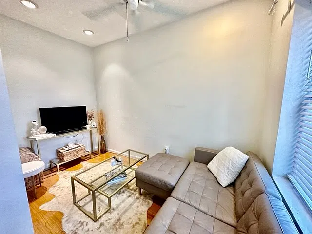 20 Stillman St — Photo 4