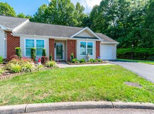 6982 Black Walnut Ct, Roanoke, VA 24019