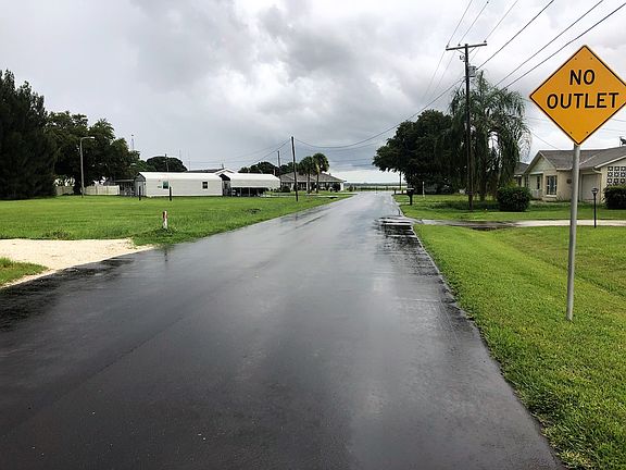 4th image of 224 Sunshine Dr