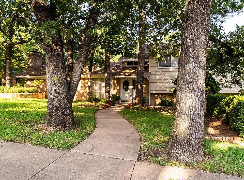 1st image of 1000 Wade Dr
