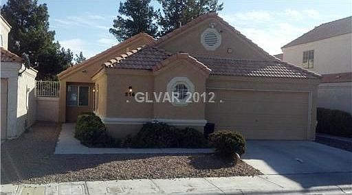 1st image of 216 Dawn Isle Dr