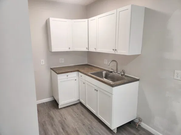 154 S Market St, Marine City, MI