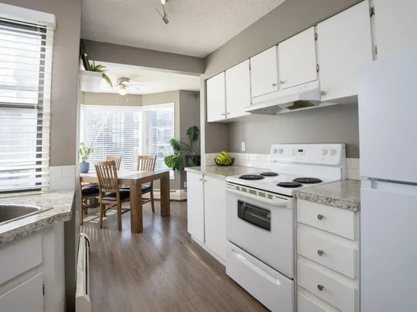 630 S 57th Ave SW #201, Calgary, AB T2V 0H4