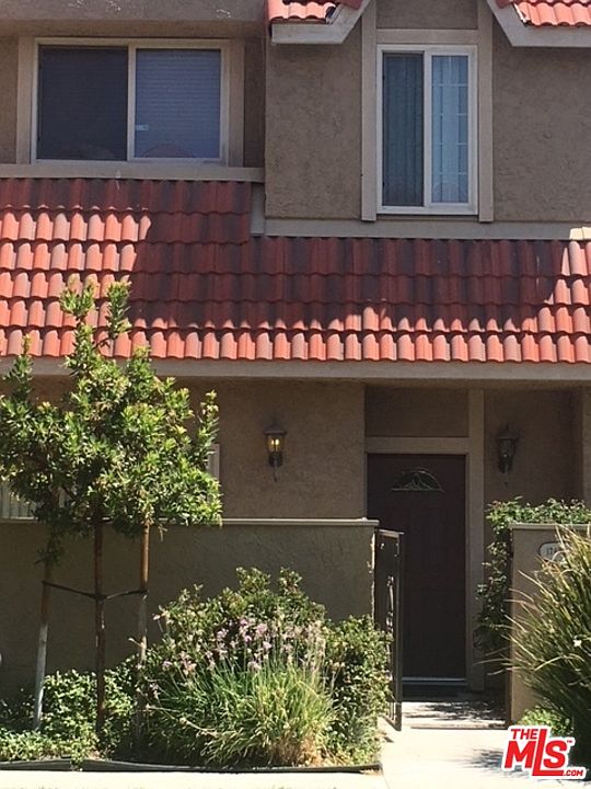 1st image of 17934 River Cir APT 4