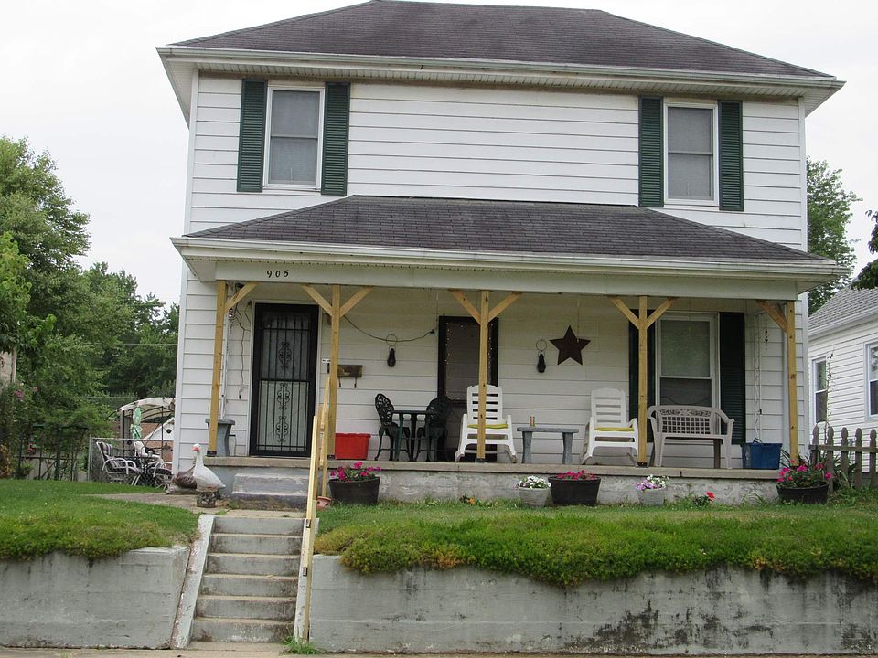 1st image of 905 W Linden Ave