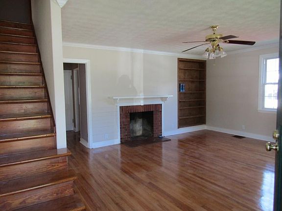 3rd image of 2933 Ashley St