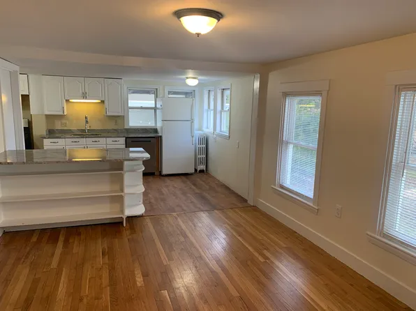 28 Cherry St #A, Somerville, MA 02144