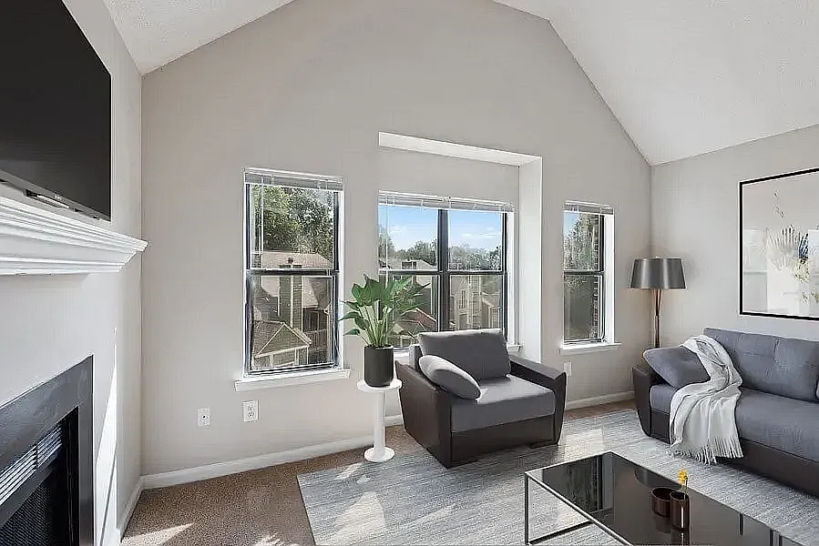 Rise Bridgeview — Photo 2