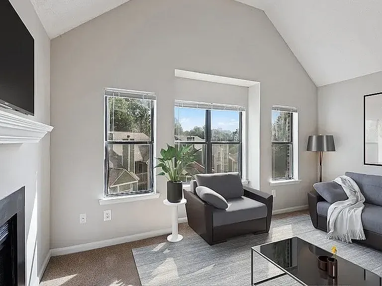 Rise Bridgeview — Photo 2