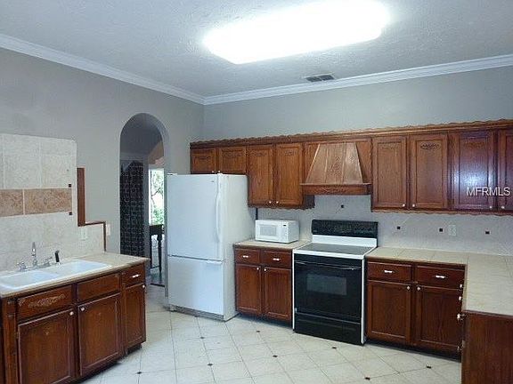 4th image of 8433 Lake Florence Blvd