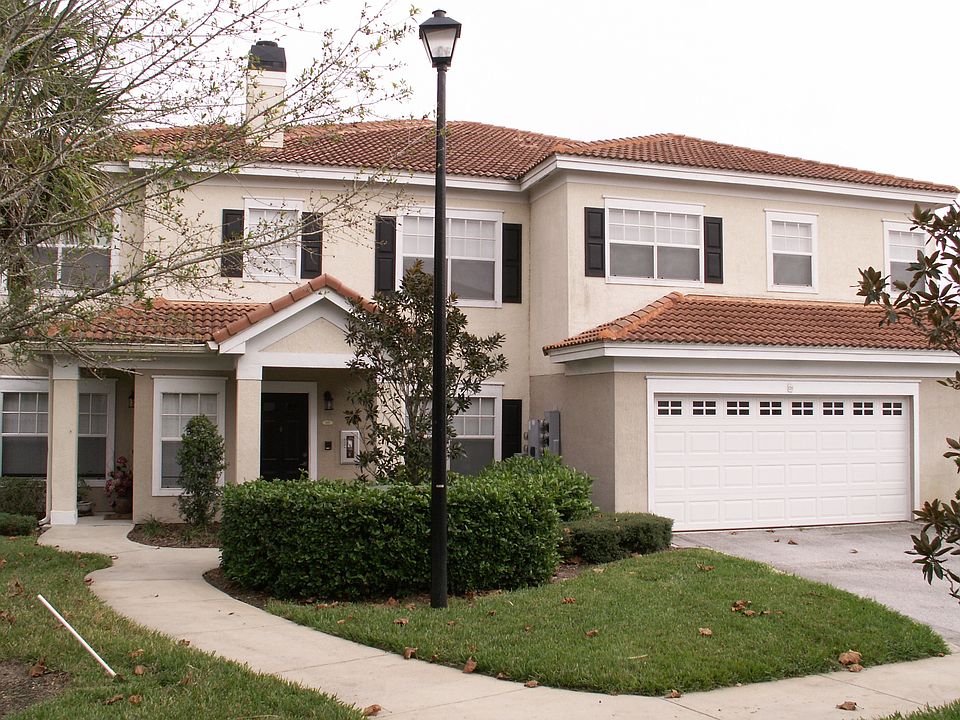 1st image of 922 Arbor Lakes Cir #900