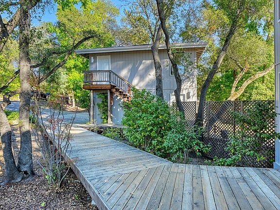4th image of 8220 Parus Way